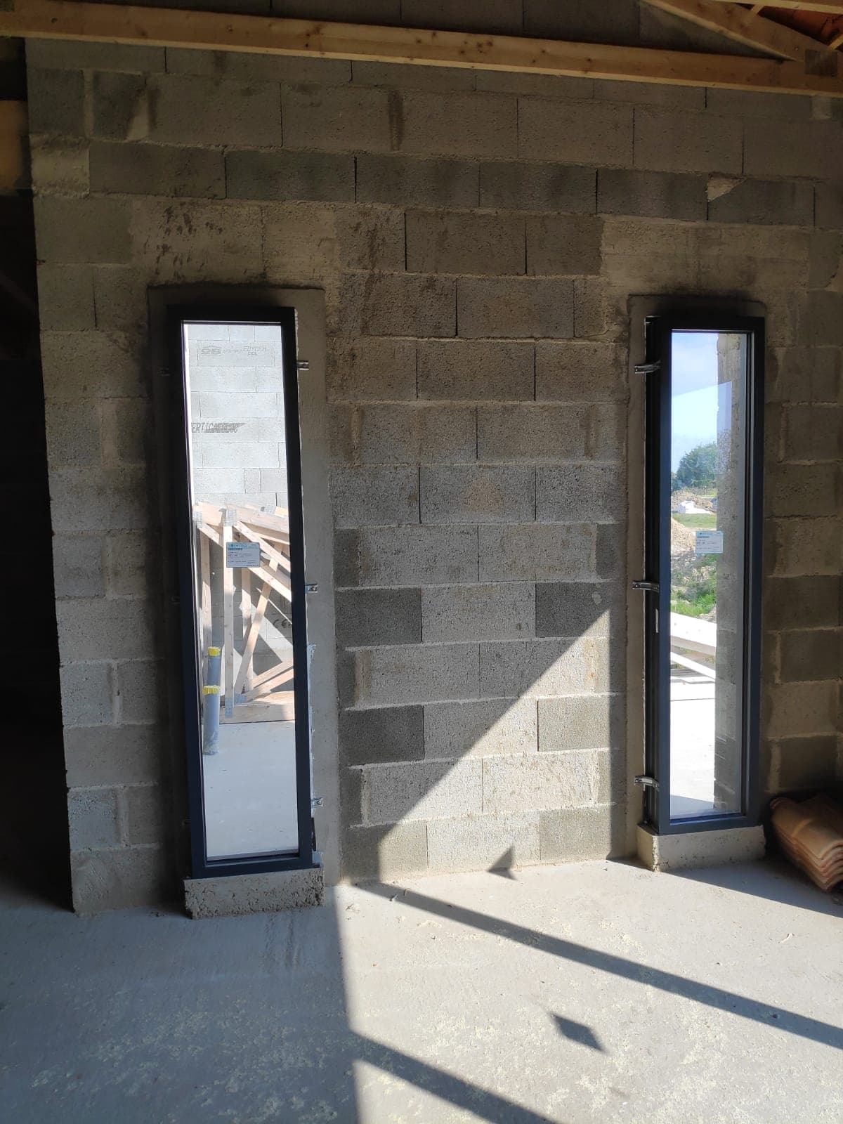 Pose de fenêtres menuiserie extérieure en Vendée par Négrit Rénovation